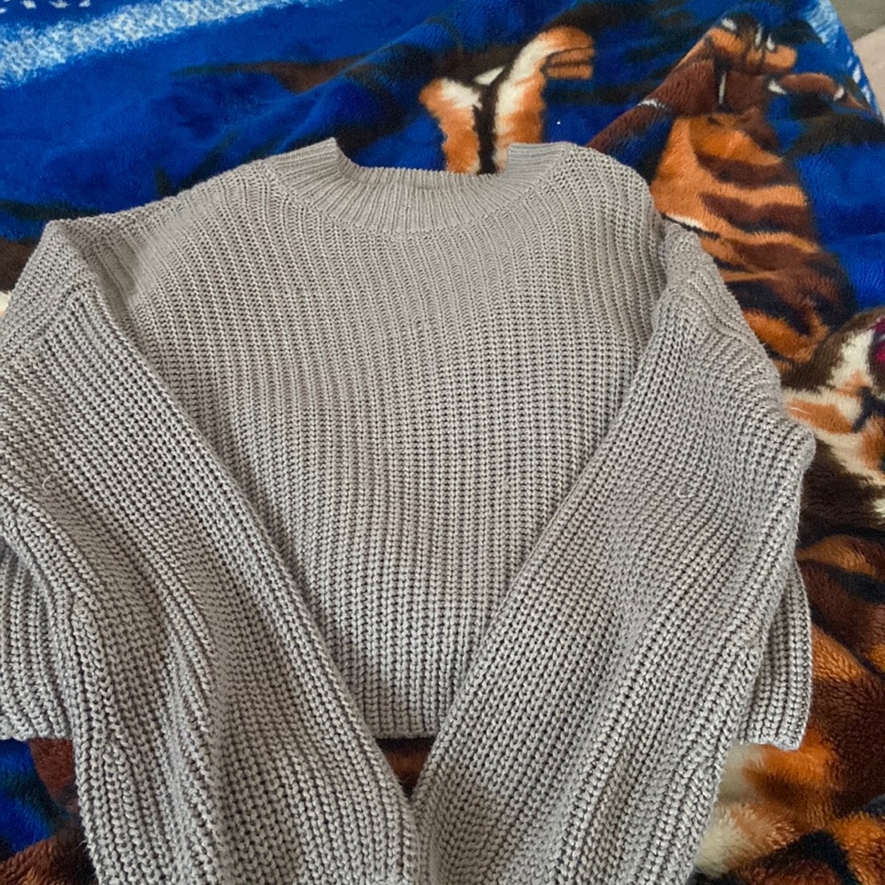 Grey sweater